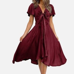 BTFBM Deep V Tie front Satin dress Red Size S